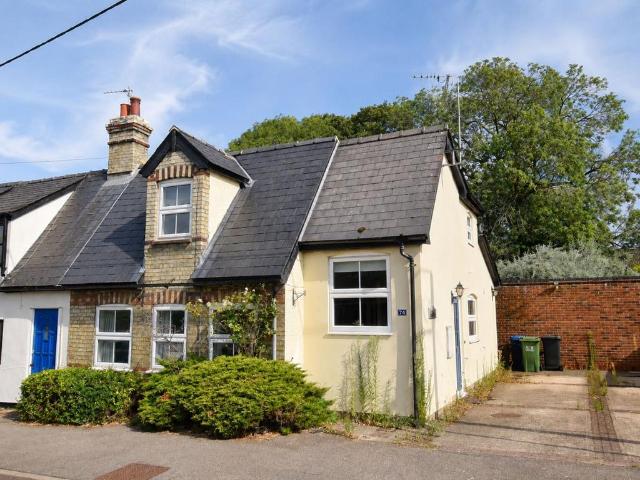 2 bedroom semi detached house for sale