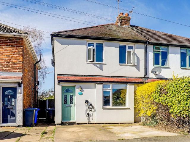 2 bedroom semi detached house for sale