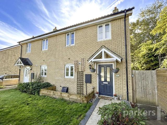 2 bedroom semi detached house for sale