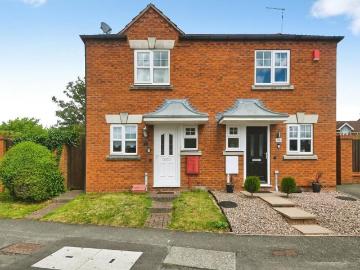 2 bedroom semi detached house for sale