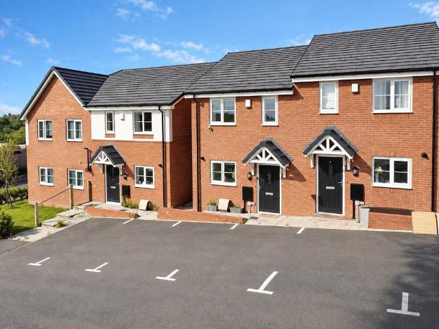 2 bedroom semi detached house for sale