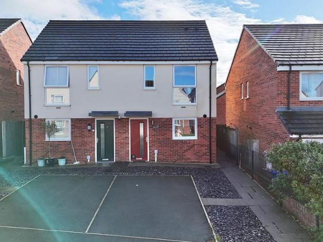 2 bedroom semi detached house for sale