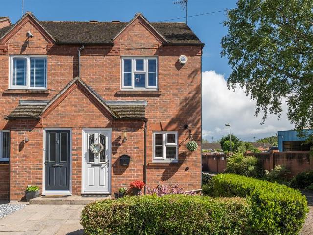 2 bedroom semi detached house for sale