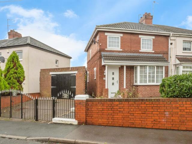 2 bedroom semi detached house for sale