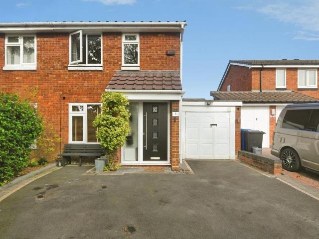 2 bedroom semi detached house for sale
