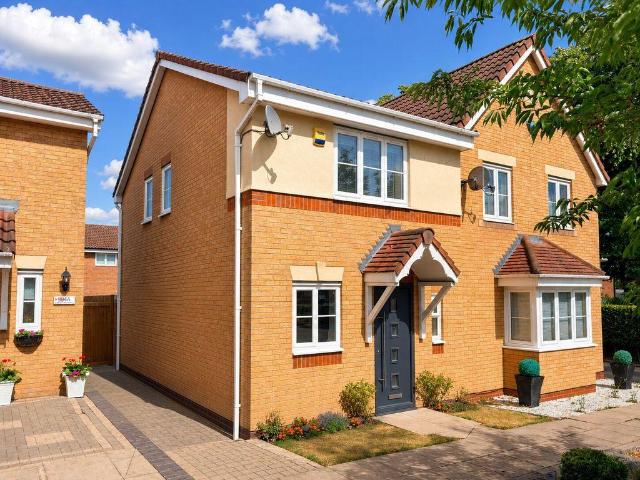 2 bedroom semi detached house for sale