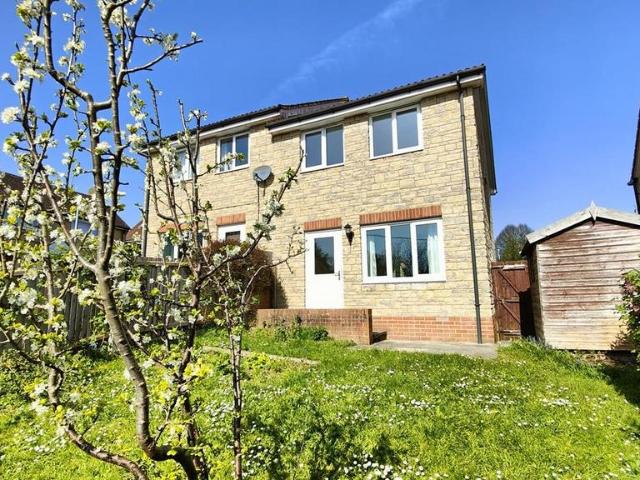 2 bedroom semi detached house for sale