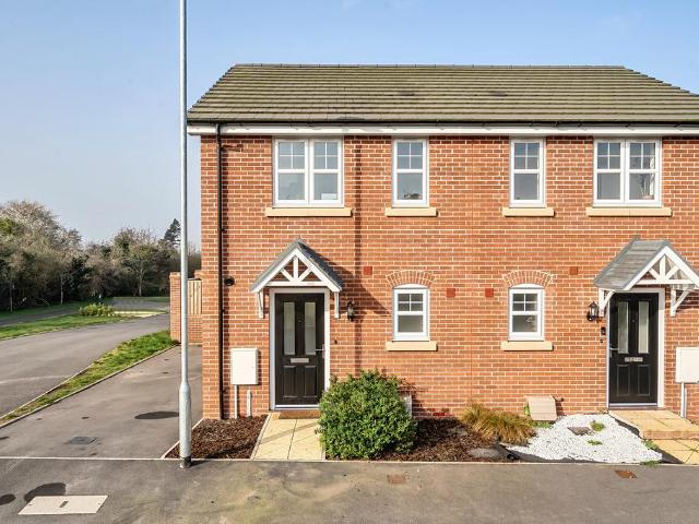 2 bedroom semi detached house for sale