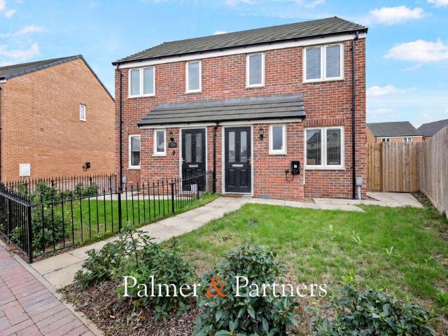 2 bedroom semi detached house for sale