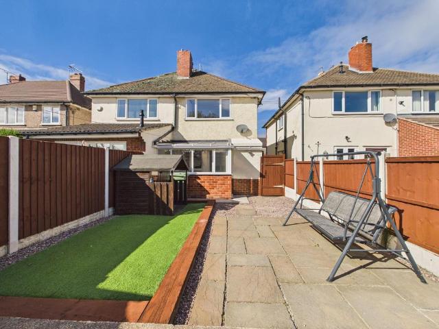 2 bedroom semi detached house for sale