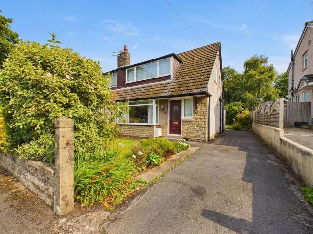 2 bedroom semi detached house for sale