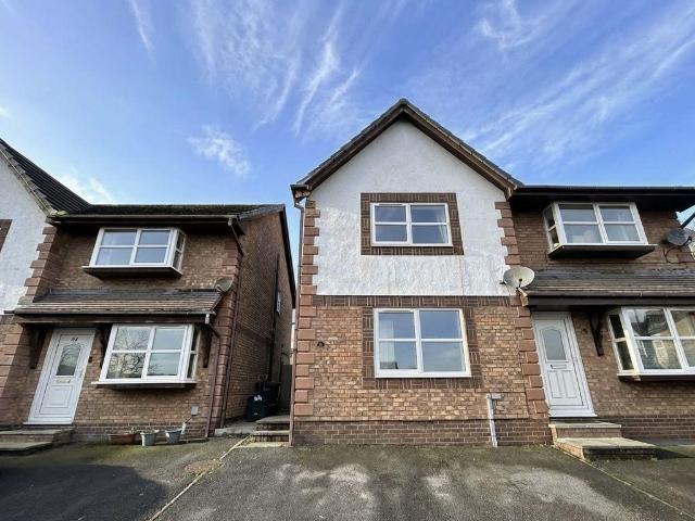 2 bedroom semi detached house for sale