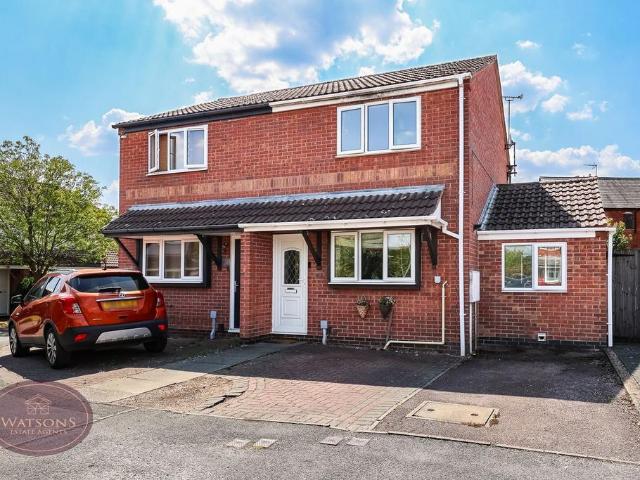 2 bedroom semi detached house for sale