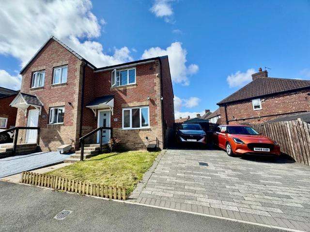 2 bedroom semi detached house for sale