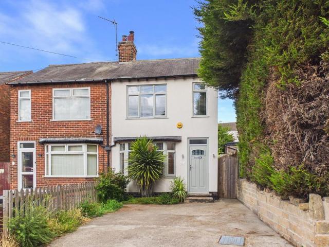 2 bedroom semi detached house for sale