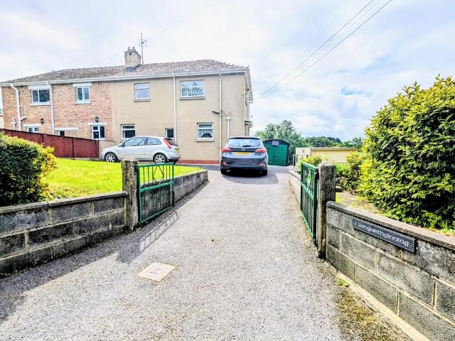 2 bedroom semi detached house for sale