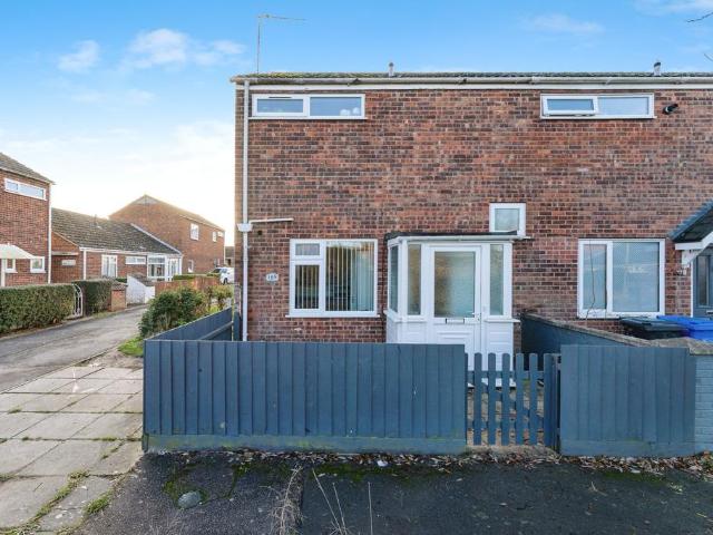 2 bedroom semi detached house for sale