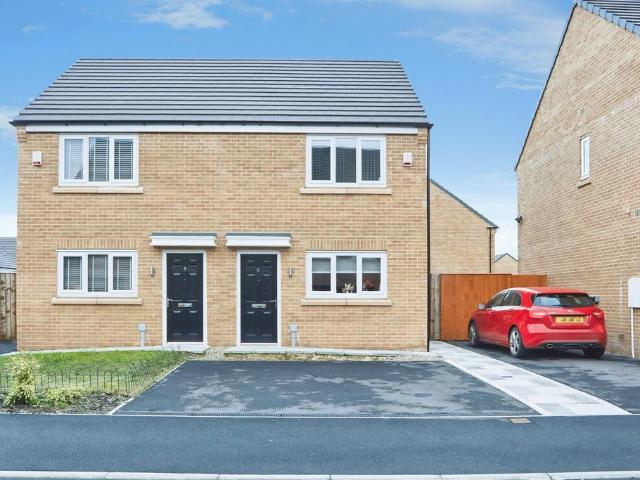 2 bedroom semi detached house for sale
