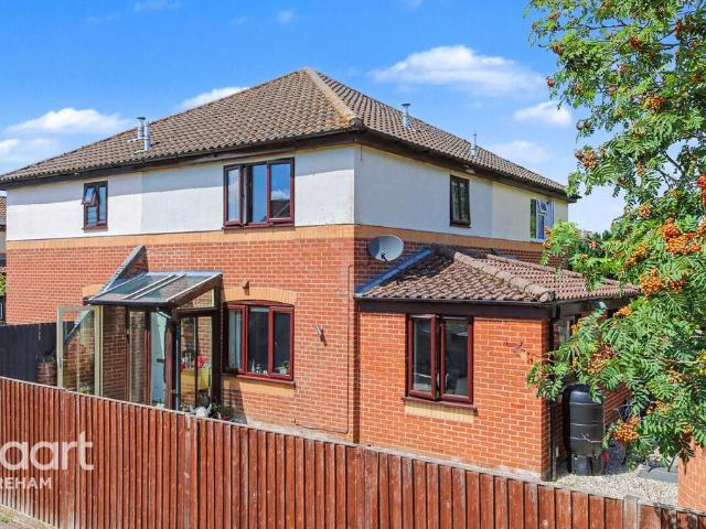2 bedroom semi detached house for sale