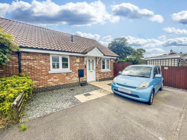 2 bedroom semi detached bungalow for sale