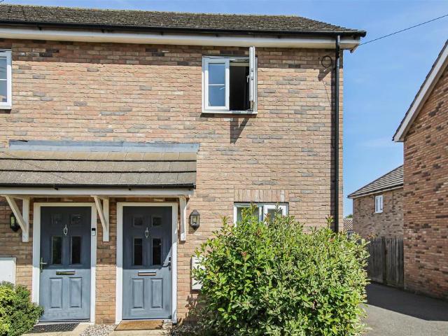 2 bedroom semi detached house for sale