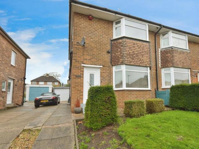2 bedroom semi detached house for sale