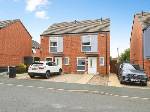 2 bedroom semi detached house for sale