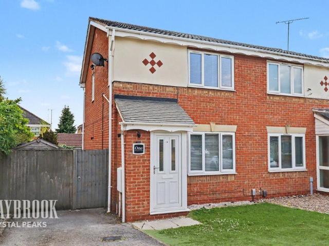 2 bedroom semi detached house for sale