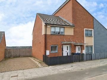2 bedroom semi detached house for sale