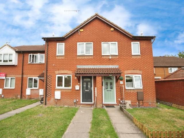 2 bedroom semi detached house for sale