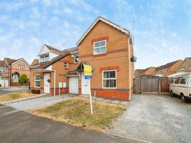 2 bedroom semi detached house for sale