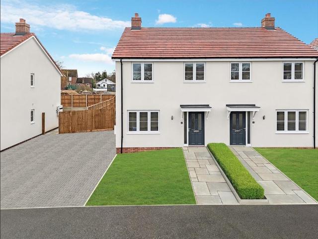 2 bedroom semi detached house for sale