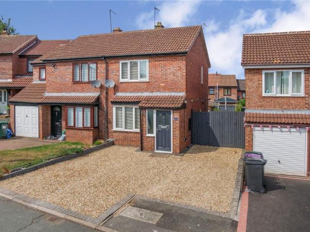 2 bedroom semi detached house for sale