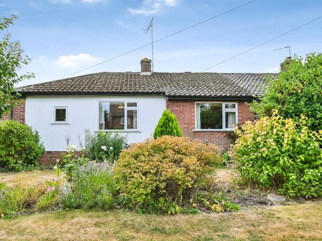 2 bedroom semi detached house for sale