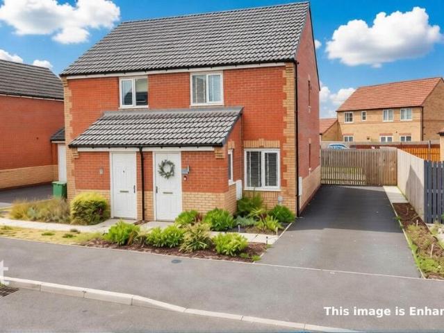 2 bedroom semi detached house for sale