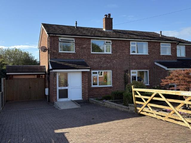 2 bedroom semi detached house for sale
