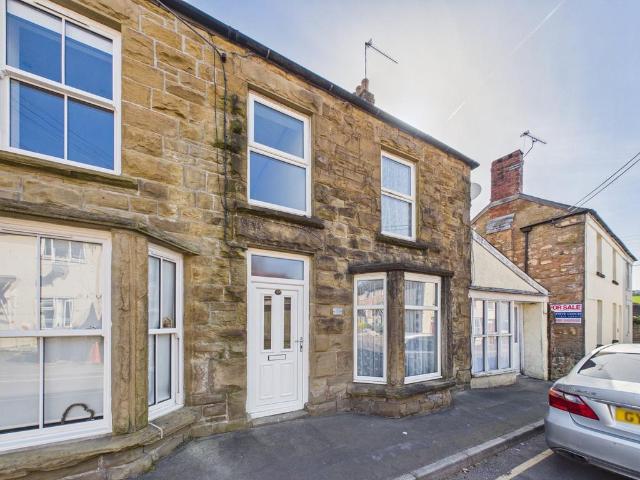 2 bedroom semi detached house for sale