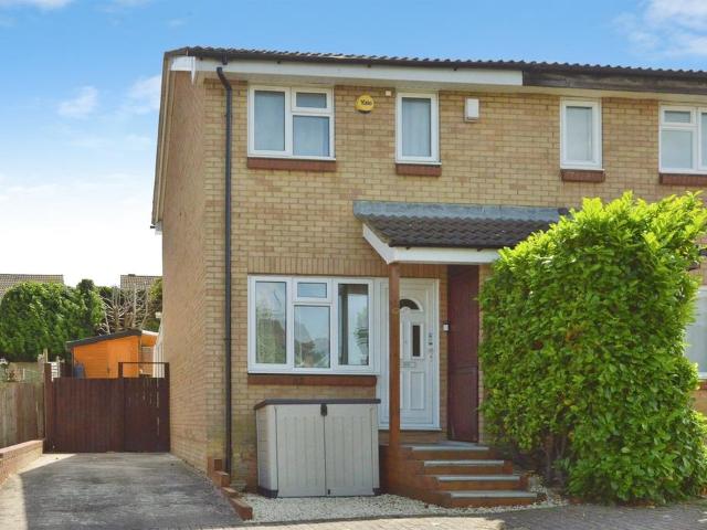 2 bedroom semi detached house for sale