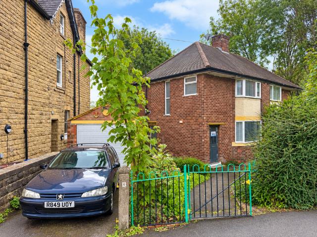 2 bedroom semi detached house for sale