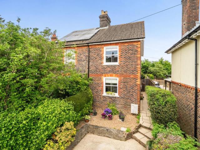 2 bedroom semi detached house for sale