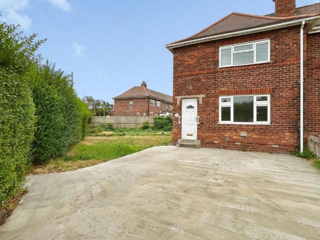 2 bedroom semi detached house for sale