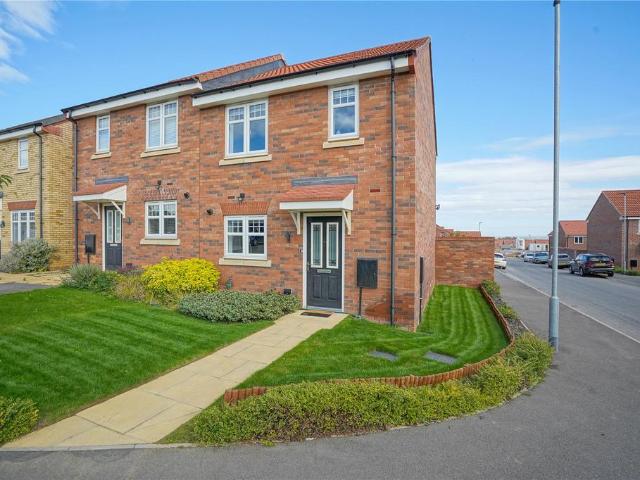 2 bedroom semi detached house for sale