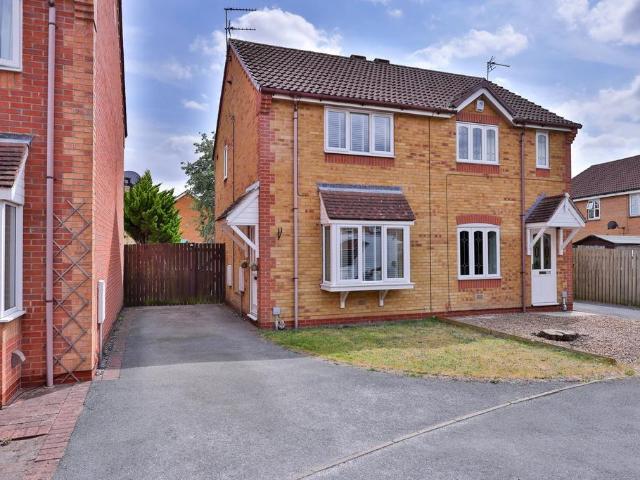 2 bedroom semi detached house for sale
