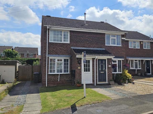 2 bedroom semi detached house for sale