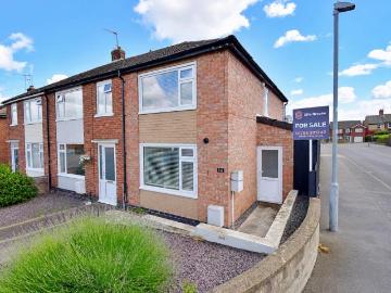 2 bedroom semi detached house for sale