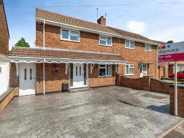 2 bedroom semi detached house for sale
