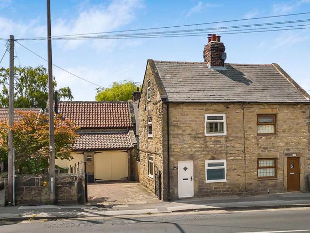 2 bedroom semi detached house for sale