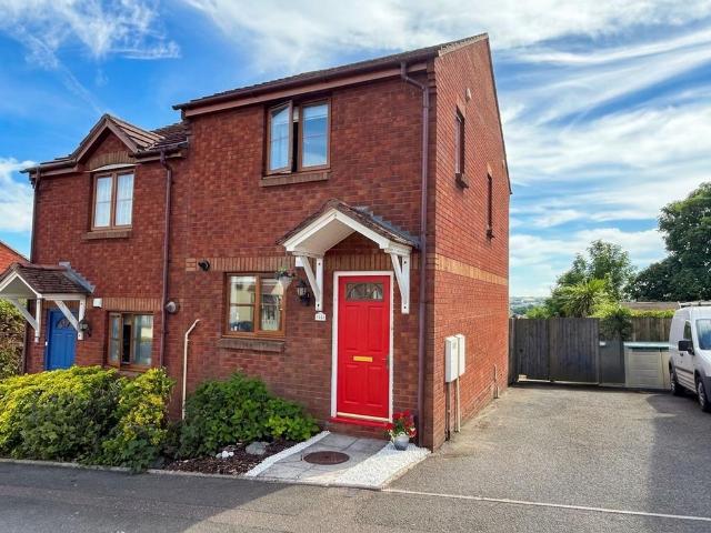 2 bedroom semi detached house for sale