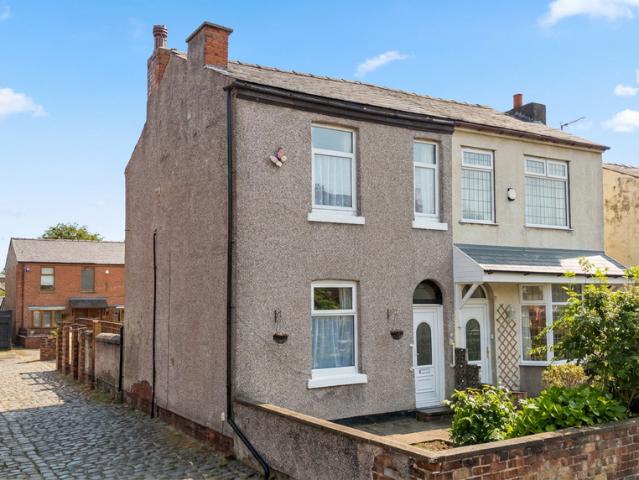 2 bedroom semi detached house for sale
