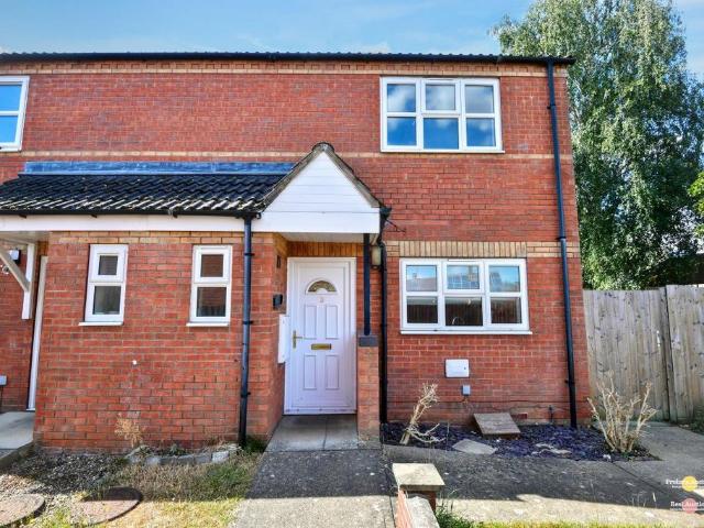 2 bedroom semi detached house for sale